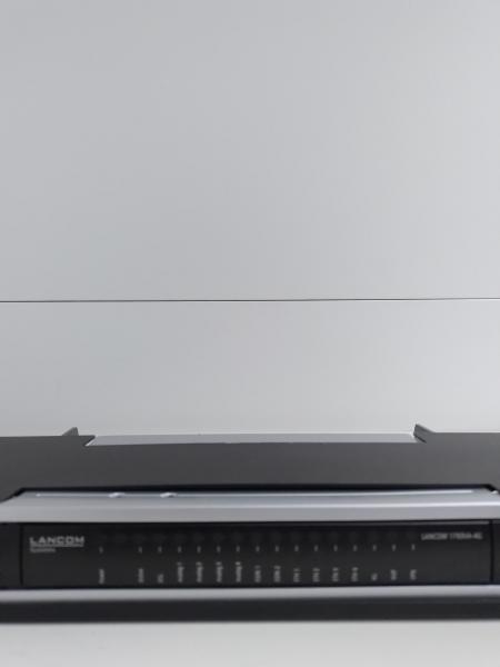 Lancom 1793VA-4G, Business Router mit Montagekit, inkl. Garantie Rechnung